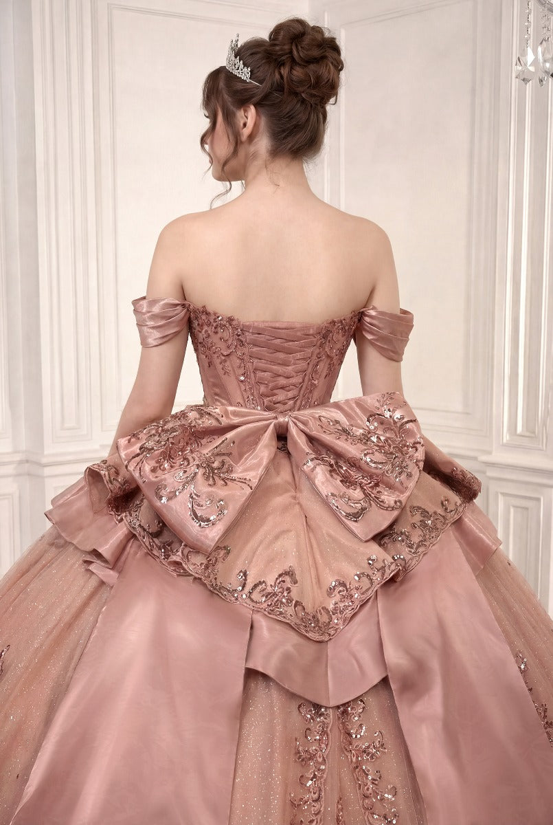 Ladivine 15745 corset lacing detail in rose