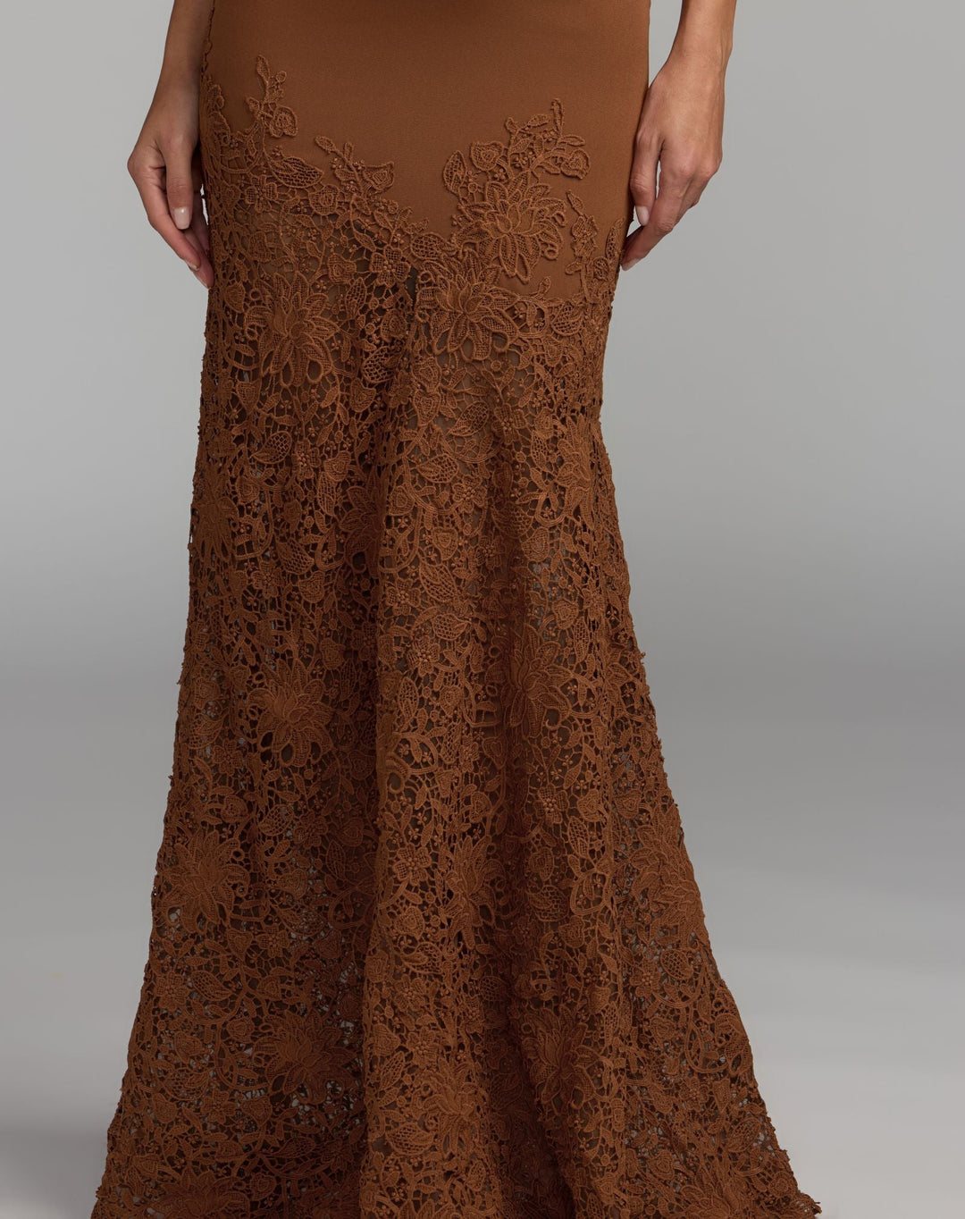 Mac Duggal 21400 Sleeveless Lace Mermaid Gown