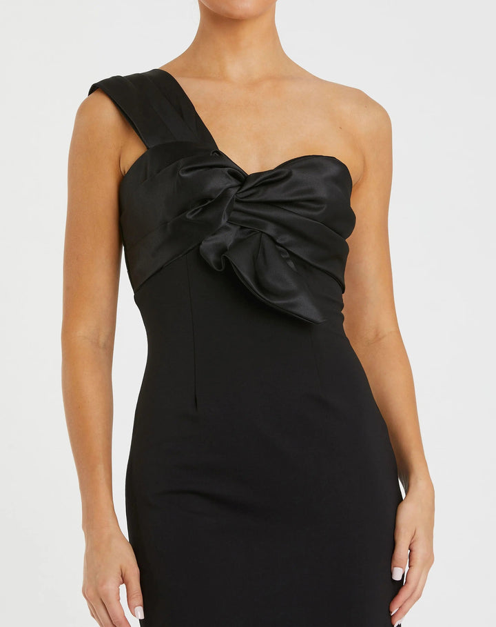 Mac Duggal 49547 Black One Shoulder Draped Trumpet Gown