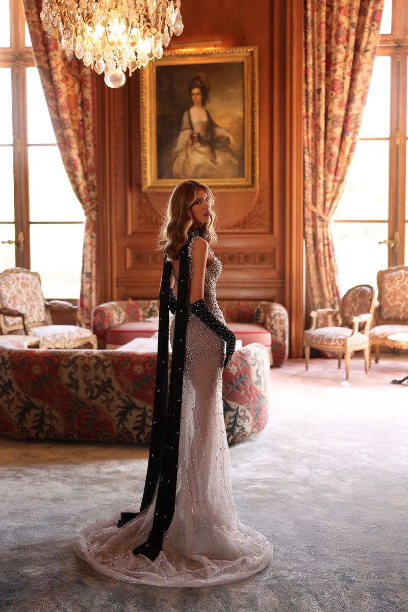 Chic & Holland AR330630 Bow Choker Opera Gloves Beaded Prom 2026 Dress