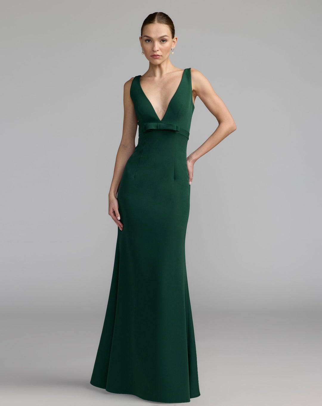 Mac Duggal 2371 Sleeveless V Neck Mermaid Gown With Bow