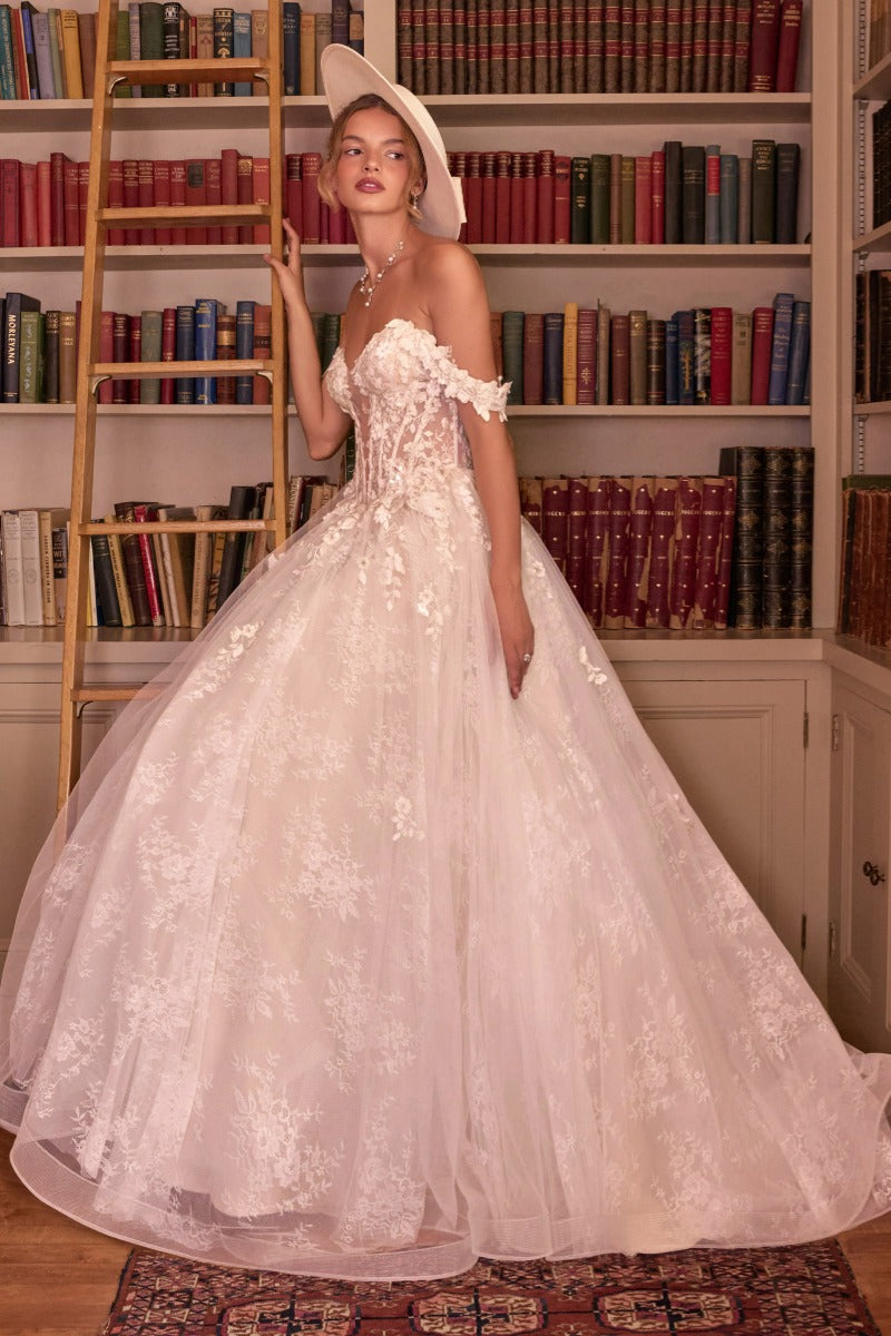 Andrea & Leo Couture WL093 detail view